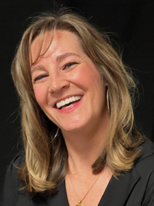 Radiant smile with permanent splinted crowns